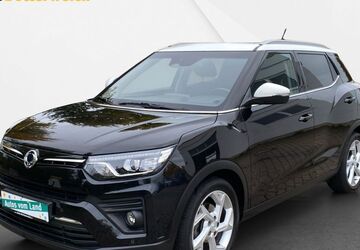 SsangYong Tivoli 27.900 km 18.800 &euro; Schönbrunn 96185