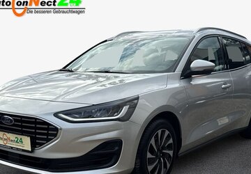 Ford Focus Titanium *Navi/SHZG/LED/TPMT/PDC/1.HD* 31.452 km 16.990 &euro; Bamberg 96052