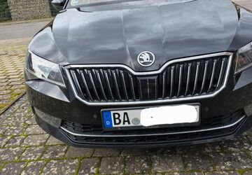 Skoda Superb 162.500 km 15.990 &euro; Memmelsdorf 96117