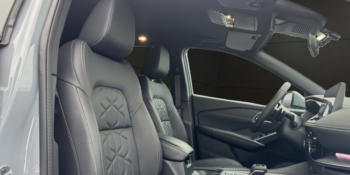 Nissan Qashqai Tekna XTronic *Navi/LED/el. Heckklappe/360 12.268 km 28.690 &euro; Bamberg 96052