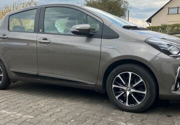 Toyota Yaris 52.950 km 13.850 &euro; Heßdorf 91093