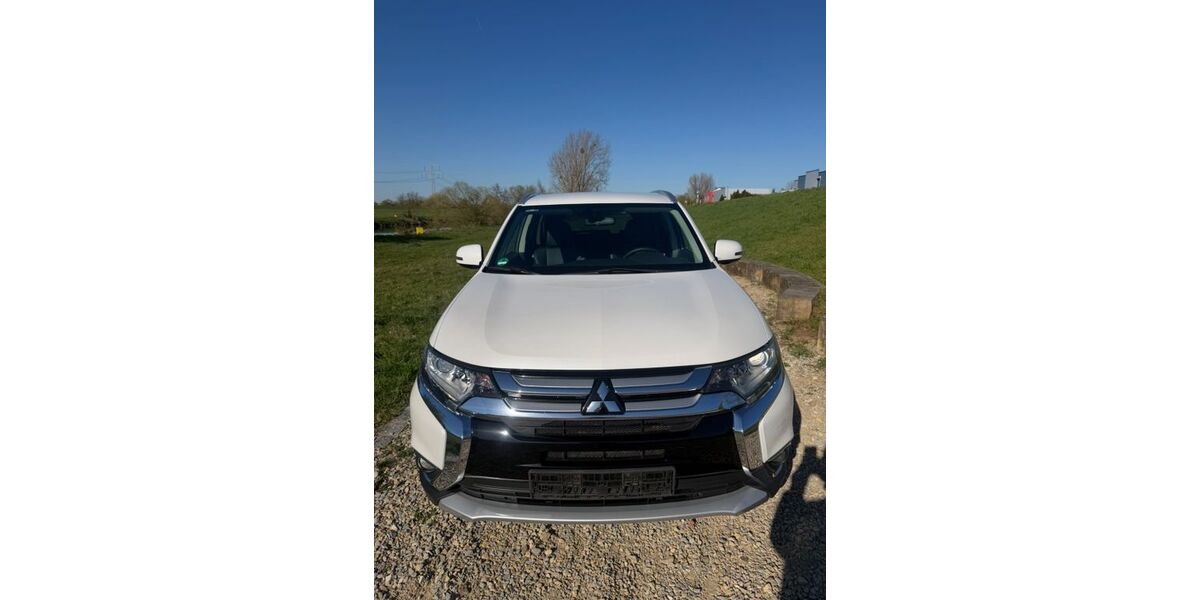 Mitsubishi Outlander 175.000 km 13.500 &euro; Bamberg 96052