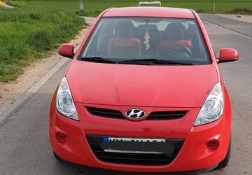 Hyundai i20 140.000 km 3.900 &euro; Stegaurach 96135