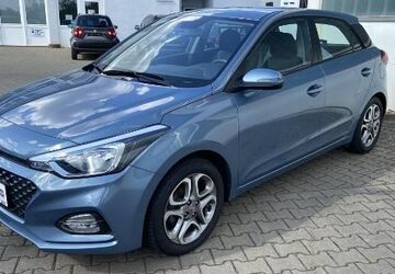 Hyundai i20 72.635 km 12.990 &euro; Hirschaid 96114