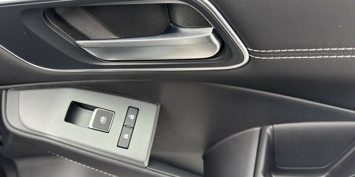 Nissan Qashqai Tekna XTronic *Navi/LED/el. Heckklappe/360 12.268 km 28.690 &euro; Bamberg 96052